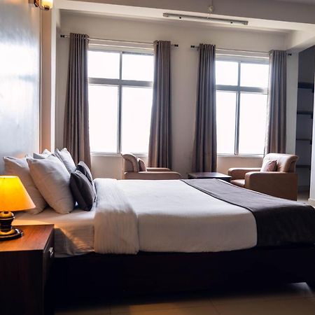 Hotel Ariel Kohima Екстериор снимка