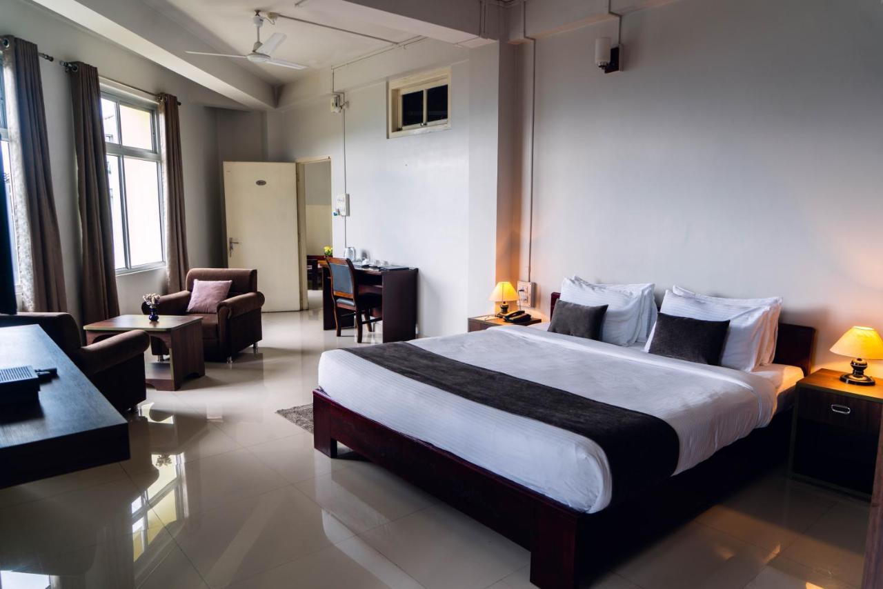 Hotel Ariel Kohima Екстериор снимка